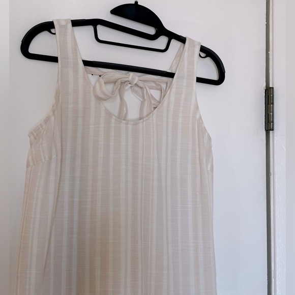 Anthropologie Cloth & Stone Bow Tied
Chambray Tunic Dress striped - Picture 6 of 11